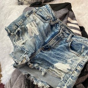 Hi rise American Eagle shorts size 4